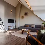Spacious Luxury Loft