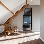 Spacious Luxury Loft アパート *